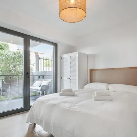 Lägenhet Le Bay Side Plein Coeur De Juan Les Pins En Bord De Mer, Pour Familles Ou Petits Groupes